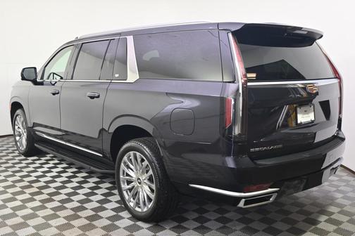 2024 Cadillac Escalade ESV Premium Luxury
