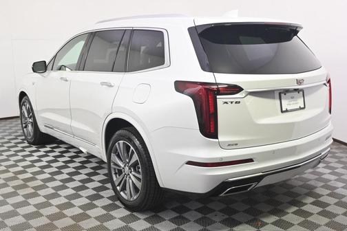 2025 Cadillac XT6 Premium Luxury AWD