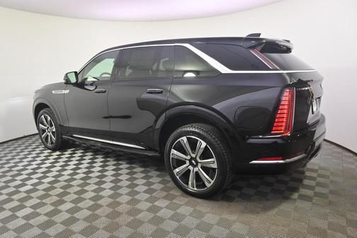 2025 Cadillac Escalade IQ Luxury 2