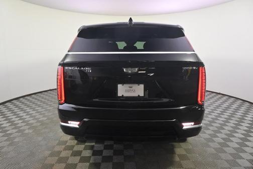 2025 Cadillac Escalade IQ Luxury 2