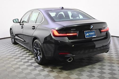 2025 BMW 330 i xDrive