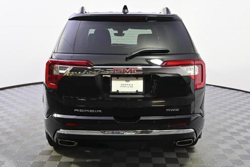 2022 GMC Acadia Denali