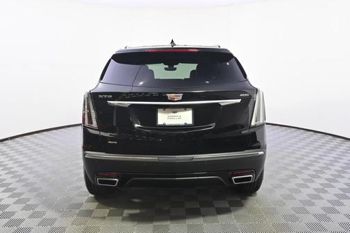 2025 Cadillac XT5 Sport