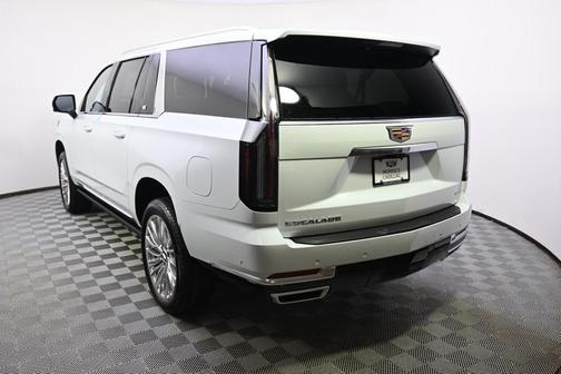 2026 Cadillac Escalade ESV Luxury
