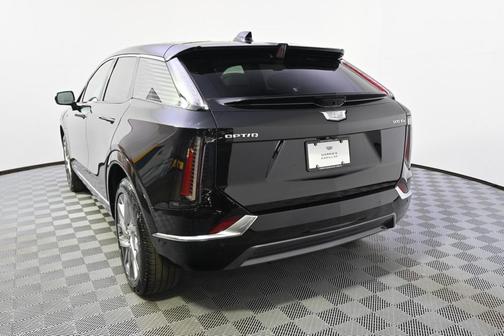 2025 Cadillac OPTIQ Luxury