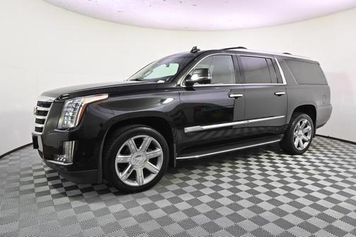 2017 Cadillac Escalade ESV Luxury