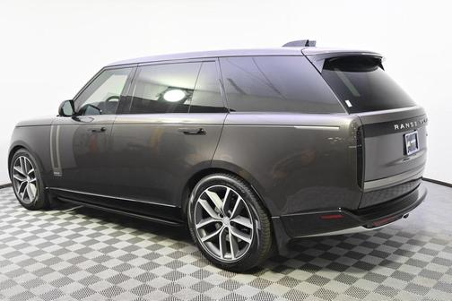 2023 Land Rover Range Rover Autobiography