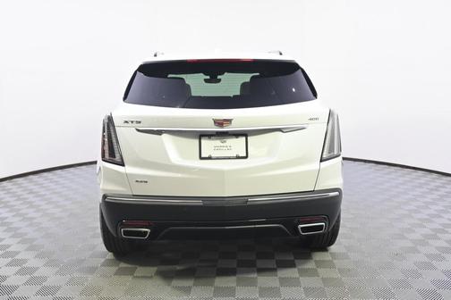 2025 Cadillac XT5 Sport