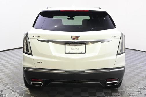 2025 Cadillac XT5 Sport