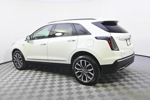 2025 Cadillac XT5 Sport