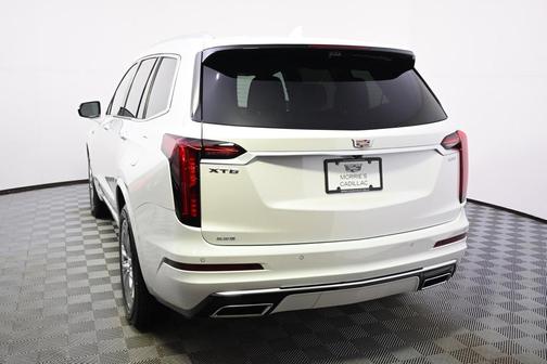 2025 Cadillac XT6 Premium Luxury AWD