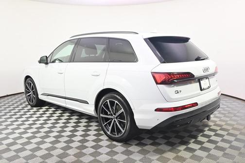 2023 Audi Q7 55 Prestige
