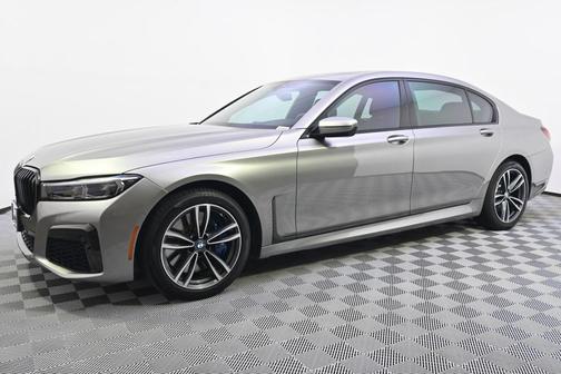 2021 BMW 750 i xDrive