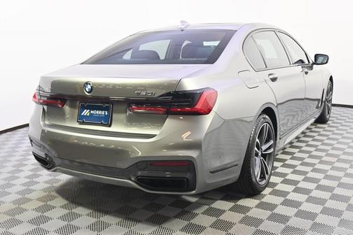 2021 BMW 750 i xDrive