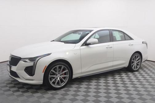 Photo 2 of 39 of 2020 Cadillac CT4 Sport