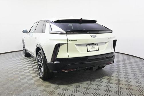 2025 Cadillac LYRIQ Sport