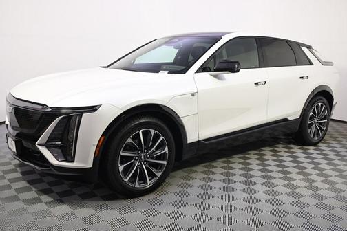 2025 Cadillac LYRIQ Sport