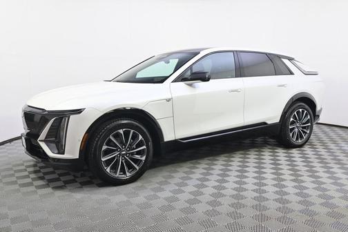 2025 Cadillac LYRIQ Sport