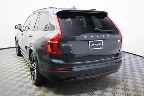 2022 Volvo XC90 Recharge Plug-In Hybrid T8 R-Design 7 Passenger