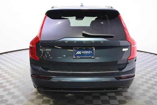 2022 Volvo XC90 Recharge Plug-In Hybrid T8 R-Design 7 Passenger