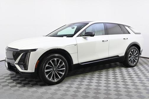 2025 Cadillac LYRIQ Sport