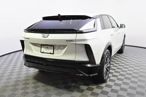 2025 Cadillac LYRIQ Sport