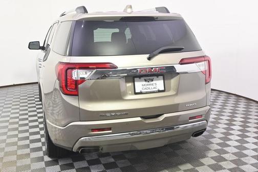 2022 GMC Acadia Denali
