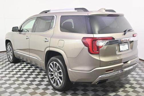 2022 GMC Acadia Denali