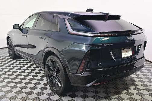 2024 Cadillac LYRIQ Sport