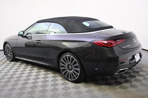 Graphite Gray Metallic 2025 Mercedes-Benz CLE 300 Base 4MATIC