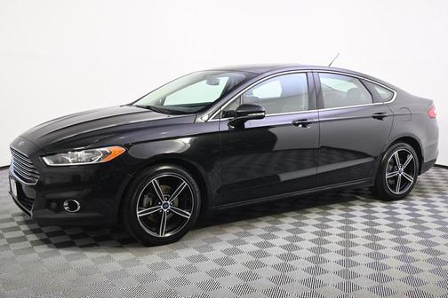 Tuxedo Black 2015 Ford Fusion SE