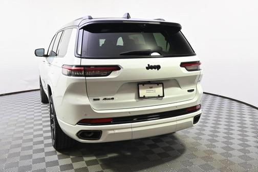 2023 Jeep Grand Cherokee L Summit