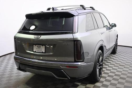 2026 Cadillac VISTIQ Platinum