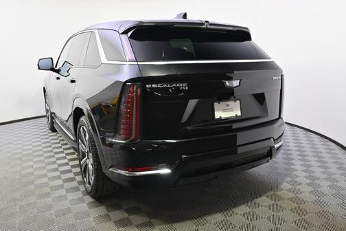 2025 Cadillac Escalade IQ Luxury 1