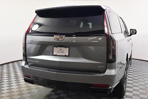 2024 Cadillac Escalade ESV Sport