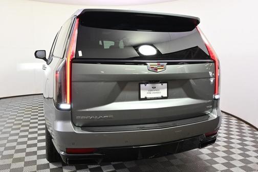 2024 Cadillac Escalade ESV Sport