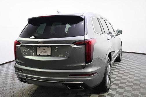 2025 Cadillac XT6 Premium Luxury AWD