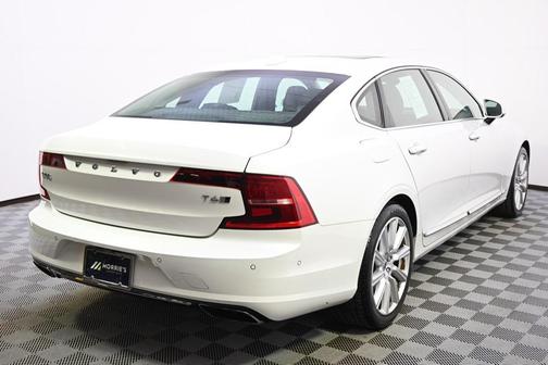 2018 Volvo S90 T6 Inscription