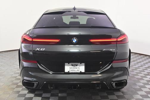 2023 BMW X6 xDrive40i