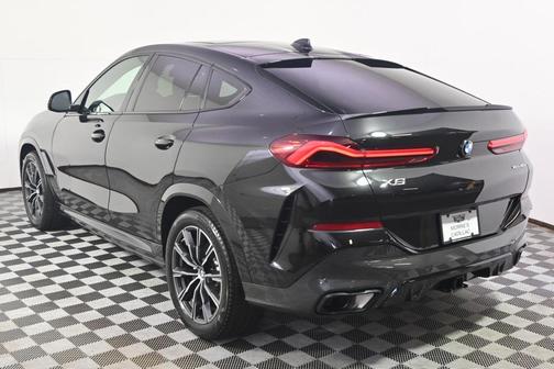 2023 BMW X6 xDrive40i