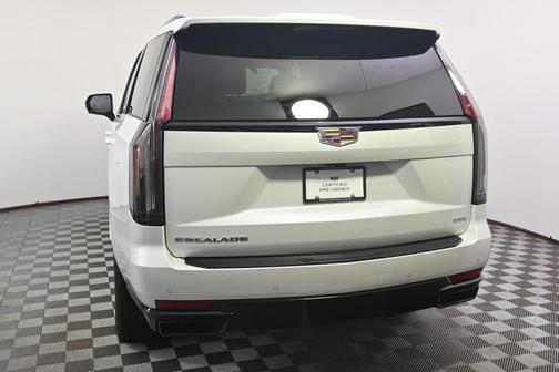 2024 Cadillac Escalade Sport