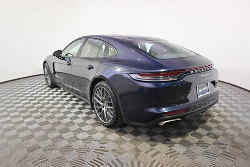 2021 Porsche Panamera 4
