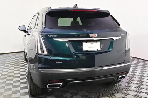 2025 Cadillac XT5 Sport
