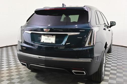 2025 Cadillac XT5 Sport