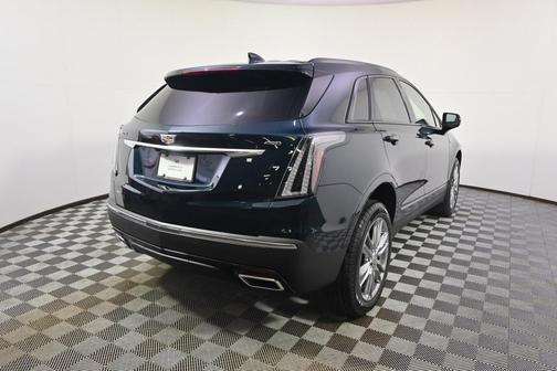 2025 Cadillac XT5 Sport