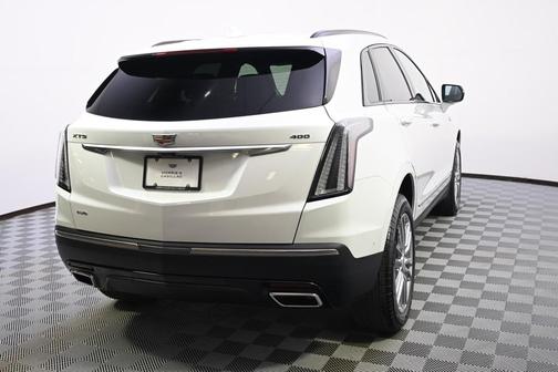 2025 Cadillac XT5 Sport