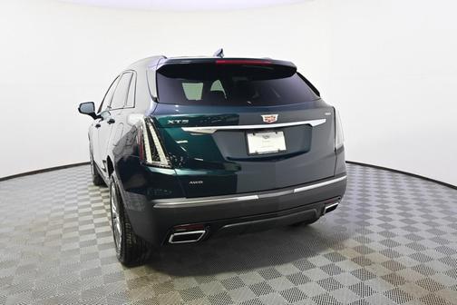 2025 Cadillac XT5 Sport