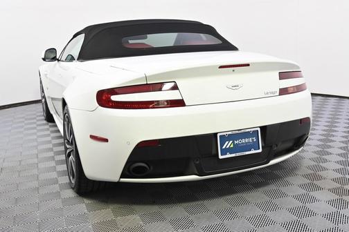 2015 Aston Martin V8 Vantage Base