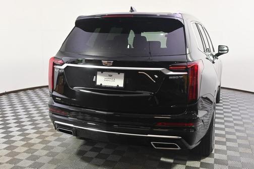 2025 Cadillac XT6 Luxury AWD