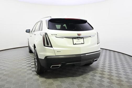 2025 Cadillac XT5 Sport